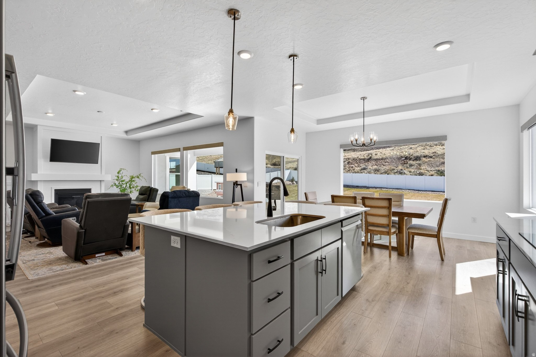 FOOTHILL VILLAGE - Residential