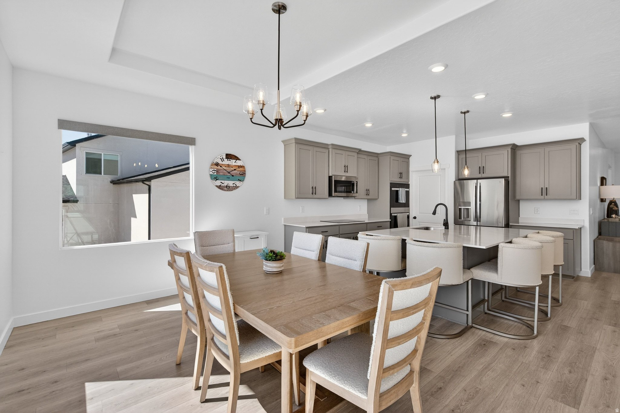 FOOTHILL VILLAGE - Residential