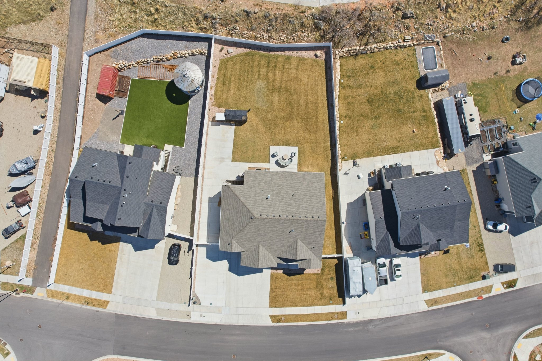 FOOTHILL VILLAGE - Residential