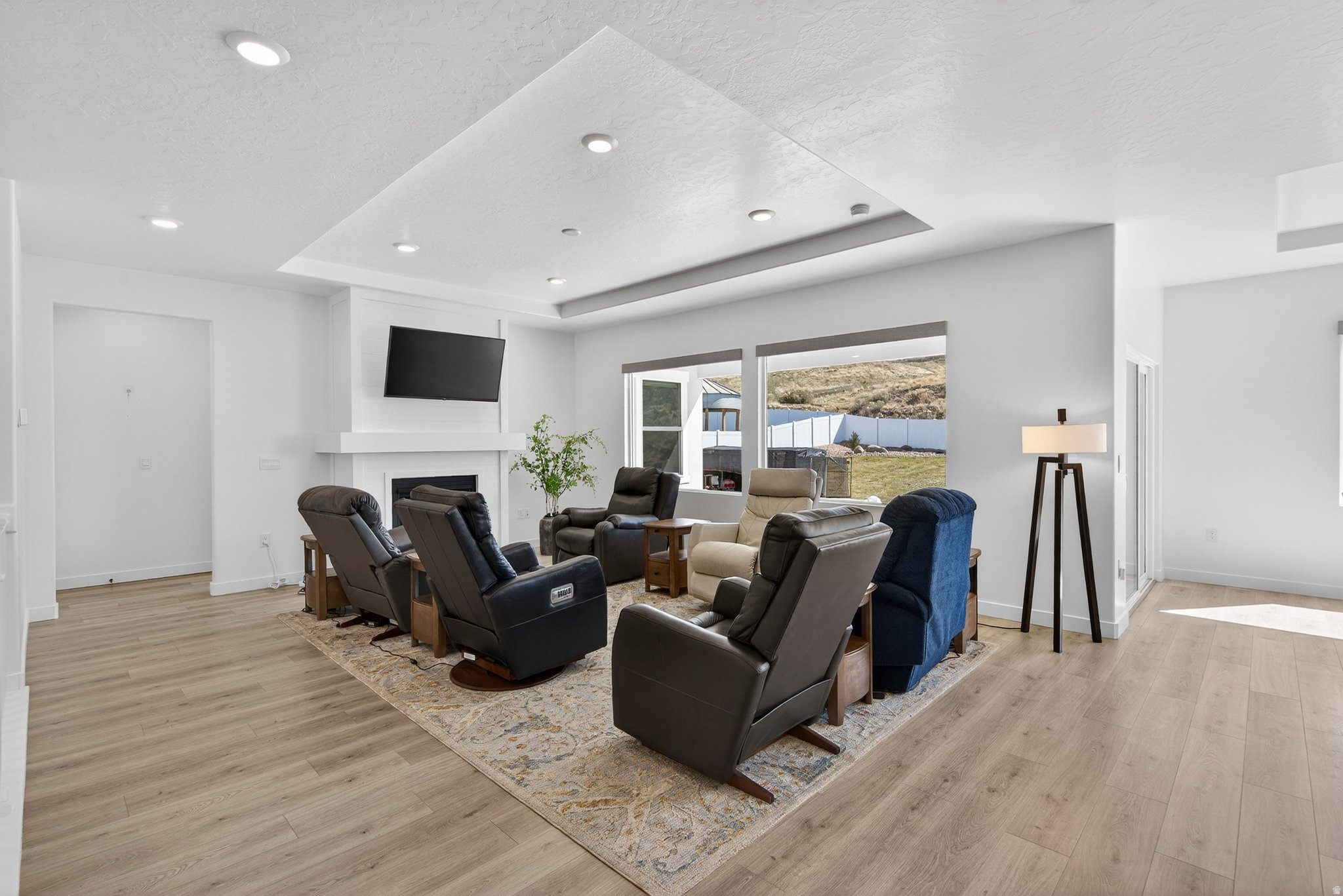 FOOTHILL VILLAGE - Residential