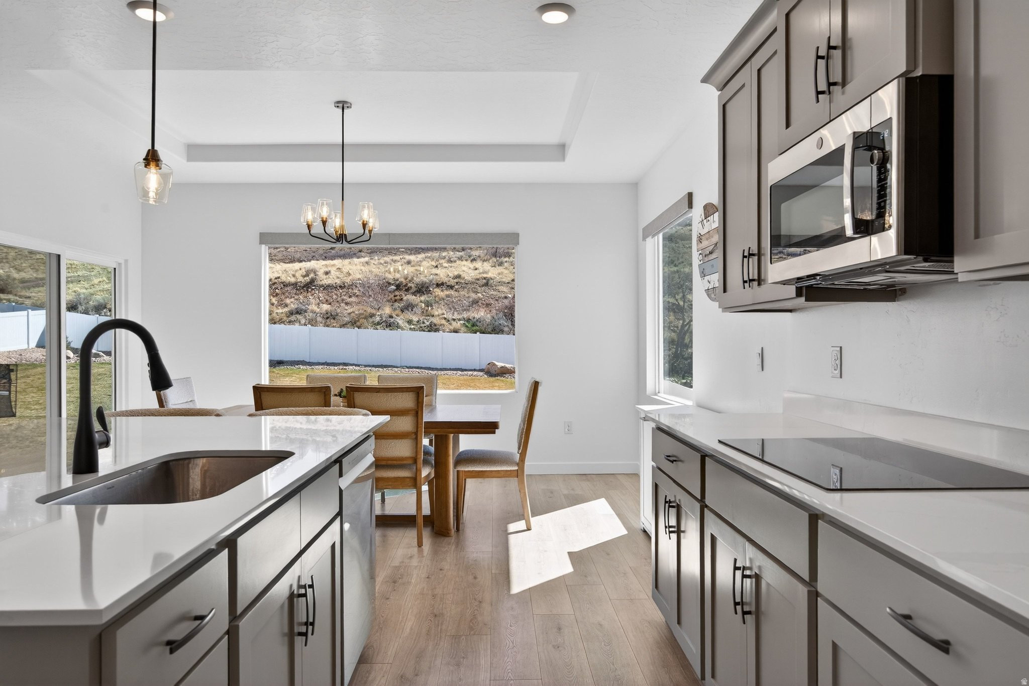 FOOTHILL VILLAGE - Residential