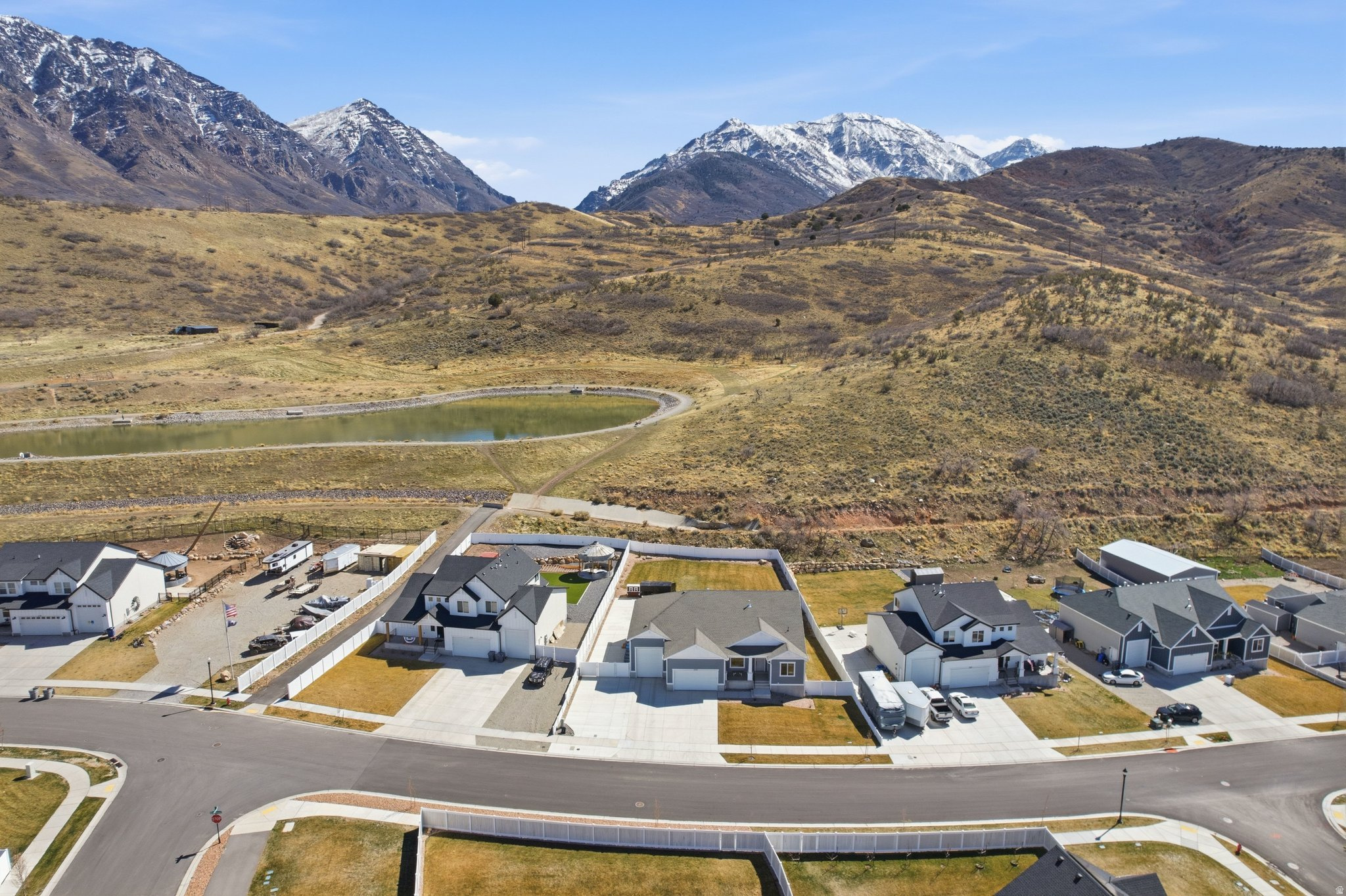 FOOTHILL VILLAGE - Residential