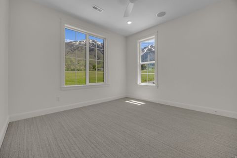Tiny photo for 1358 S 1220 E, Salem, UT 84653 (MLS # 2140354)