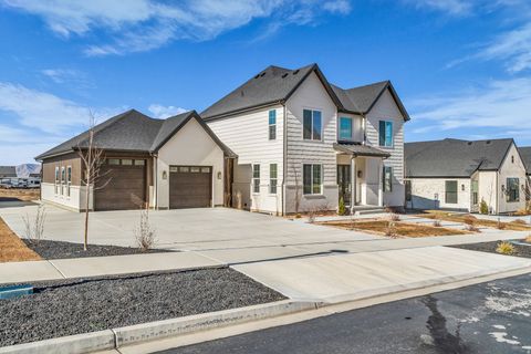 Tiny photo for 1358 S 1220 E, Salem, UT 84653 (MLS # 2140354)