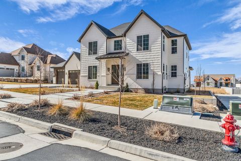 Tiny photo for 1358 S 1220 E, Salem, UT 84653 (MLS # 2140354)