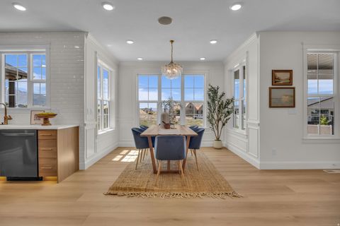 Tiny photo for 1358 S 1220 E, Salem, UT 84653 (MLS # 2140354)