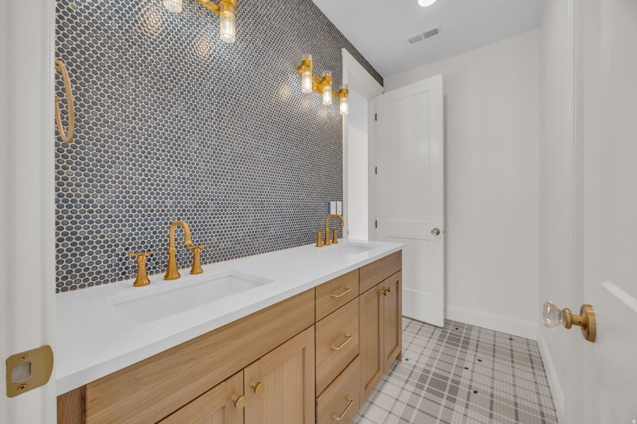 LEGACY HILLS - Residential