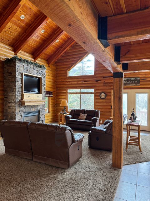 Tiny photo for 152 S PINE DR #33, Huntsville, UT 84317 (MLS # 2147844)