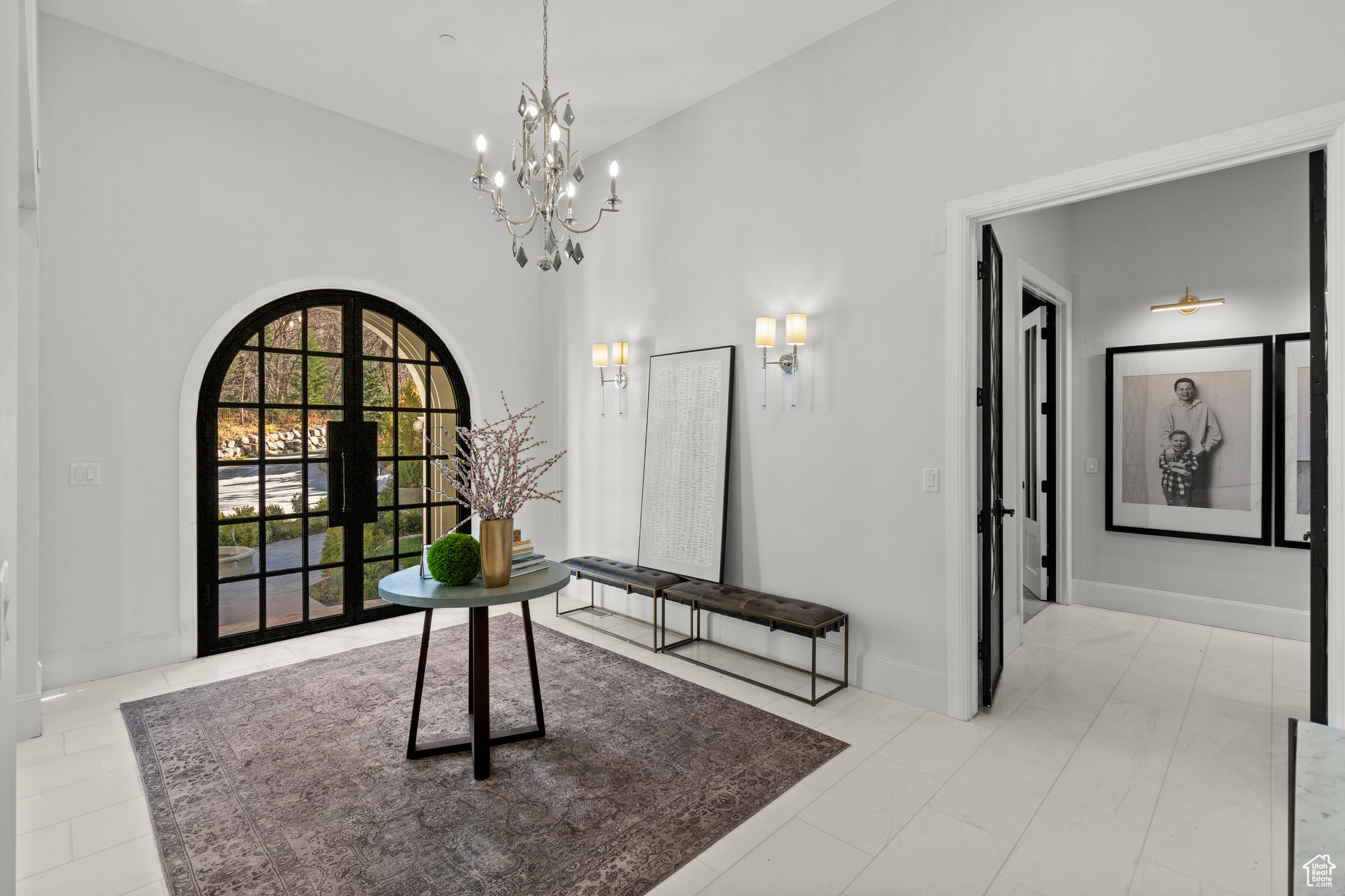 WOODLAND HILLS - Residential