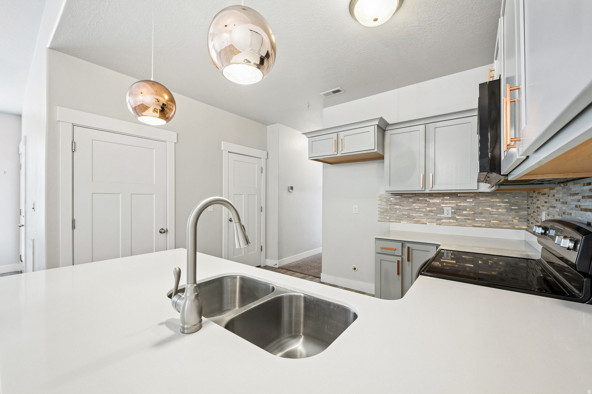 HORIZON HEIGHTS - Residential