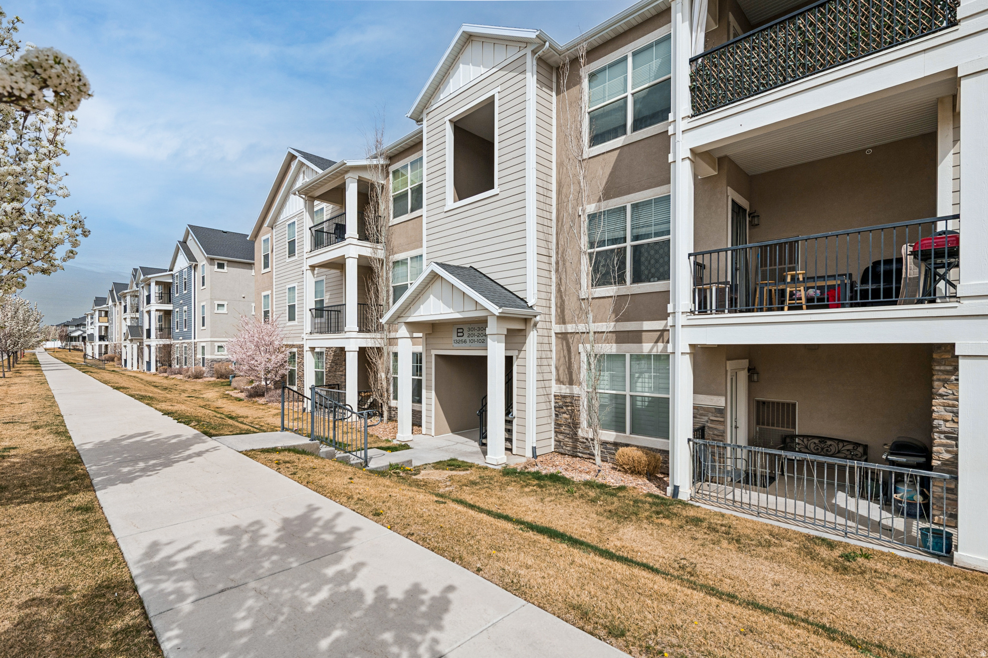 HORIZON HEIGHTS - Residential