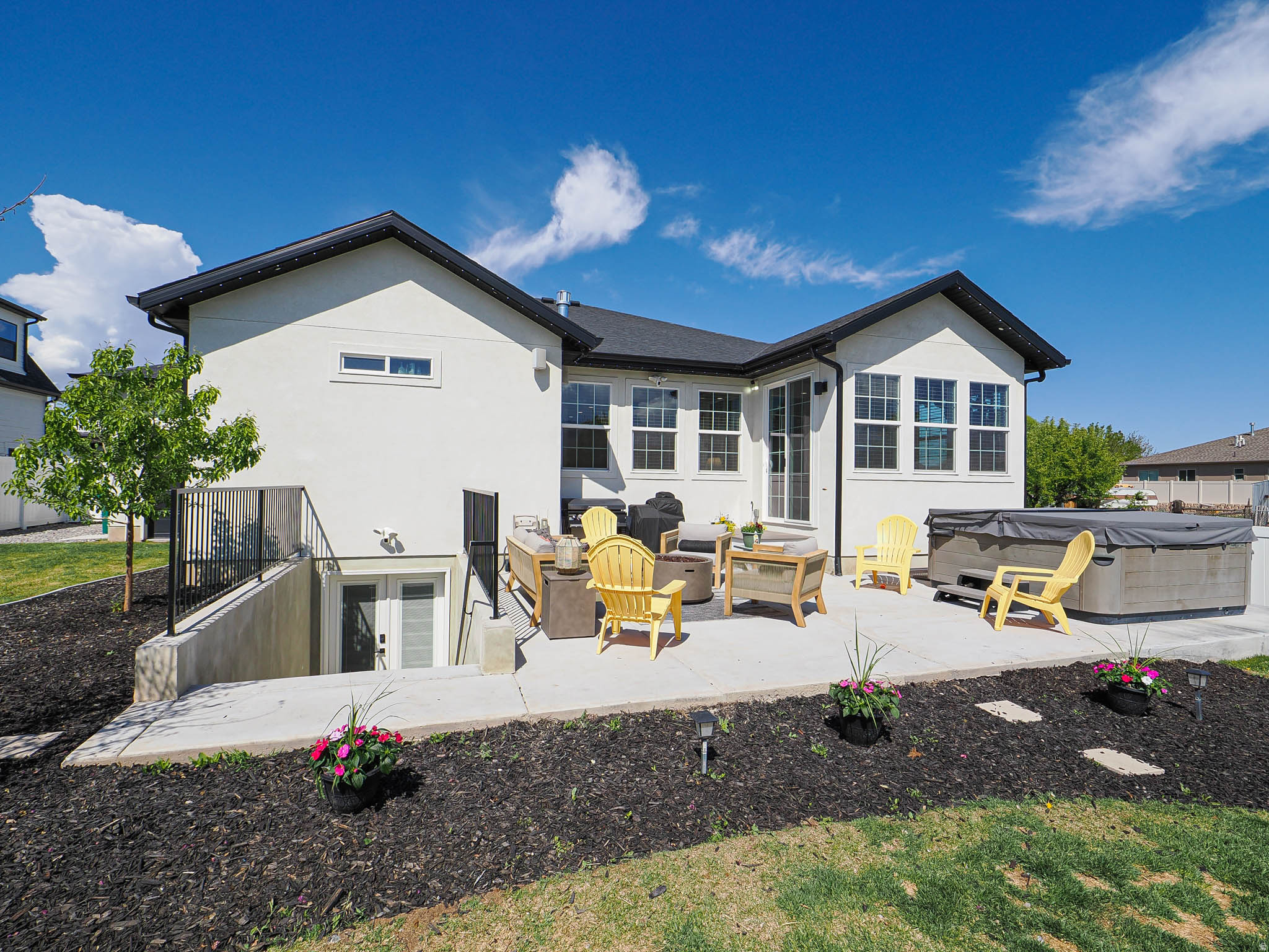 RIVERTON COVE - Residential