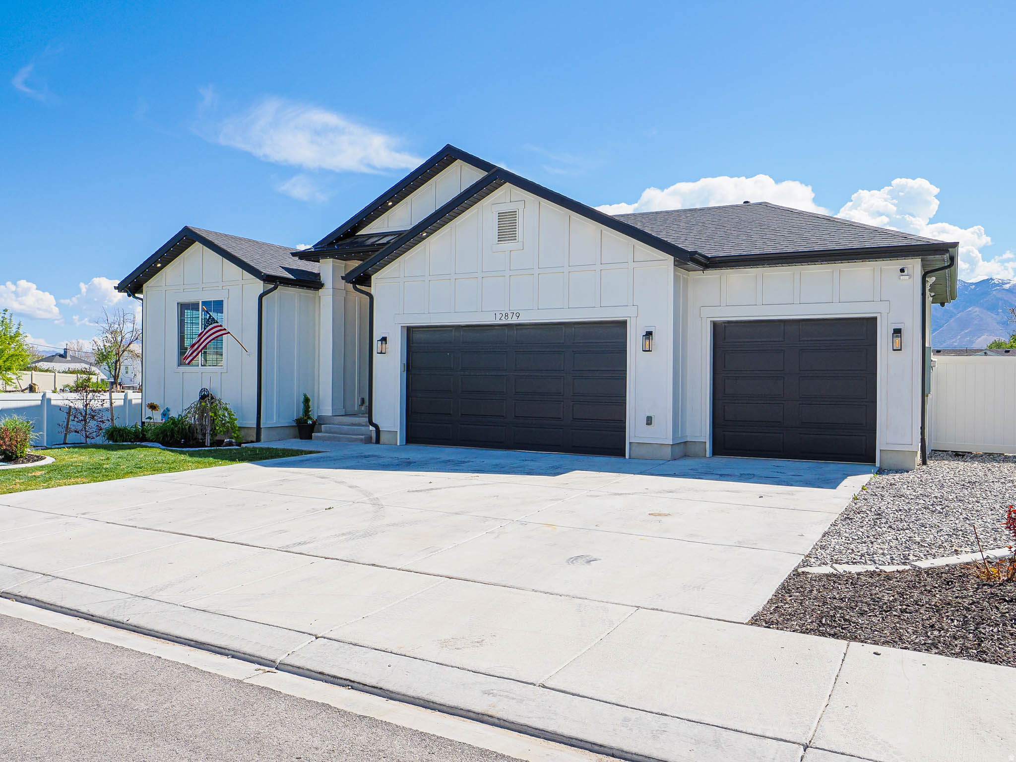RIVERTON COVE - Residential