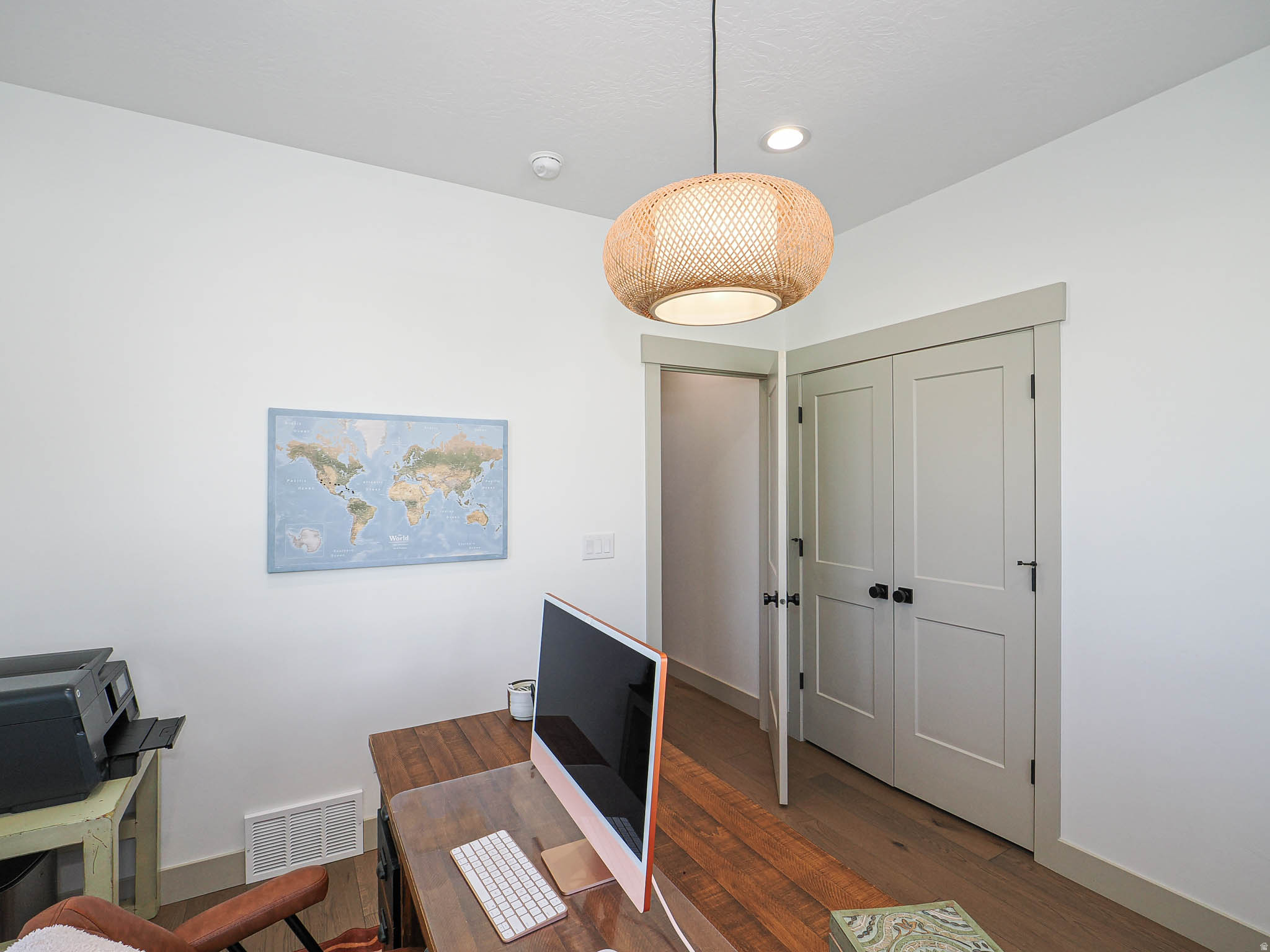 RIVERTON COVE - Residential