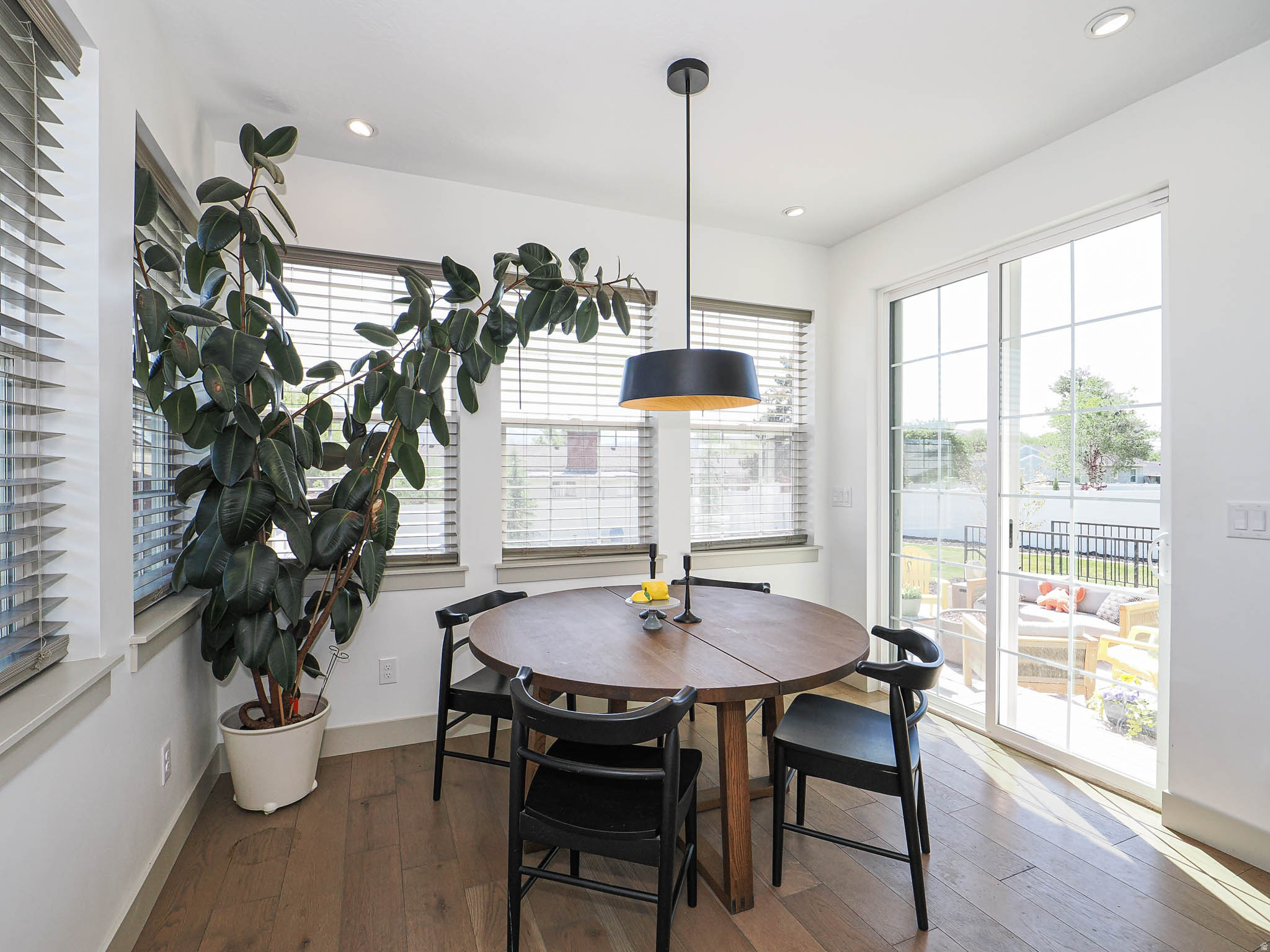 RIVERTON COVE - Residential