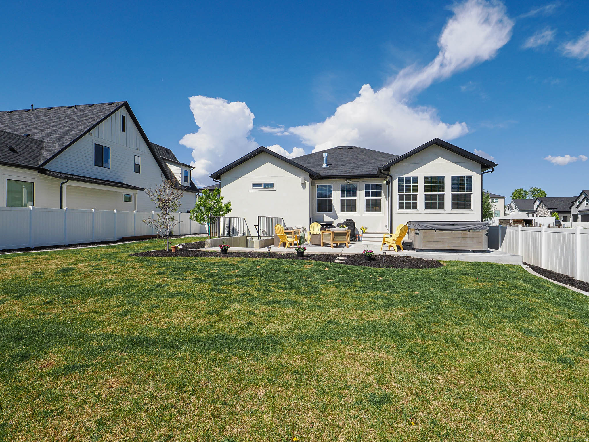 RIVERTON COVE - Residential