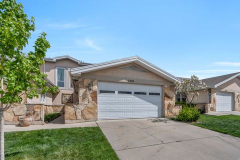 Tiny photo for 2306 N 390 E, Provo, UT 84604 (MLS # 2151357)