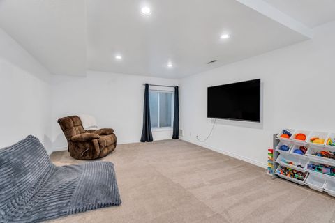 Tiny photo for 2306 N 390 E, Provo, UT 84604 (MLS # 2151357)