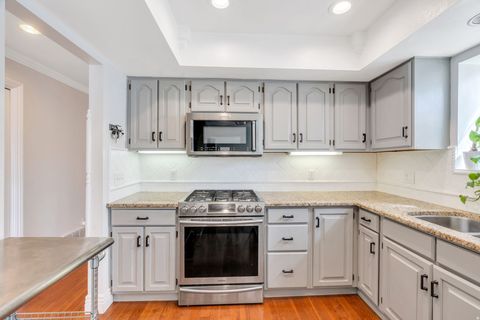 Tiny photo for 2306 N 390 E, Provo, UT 84604 (MLS # 2151357)