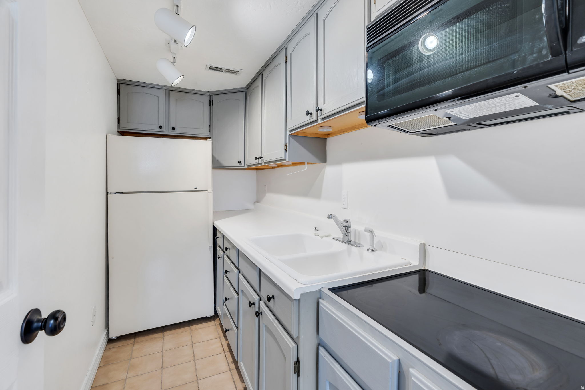 ROCK CANYON - Residential