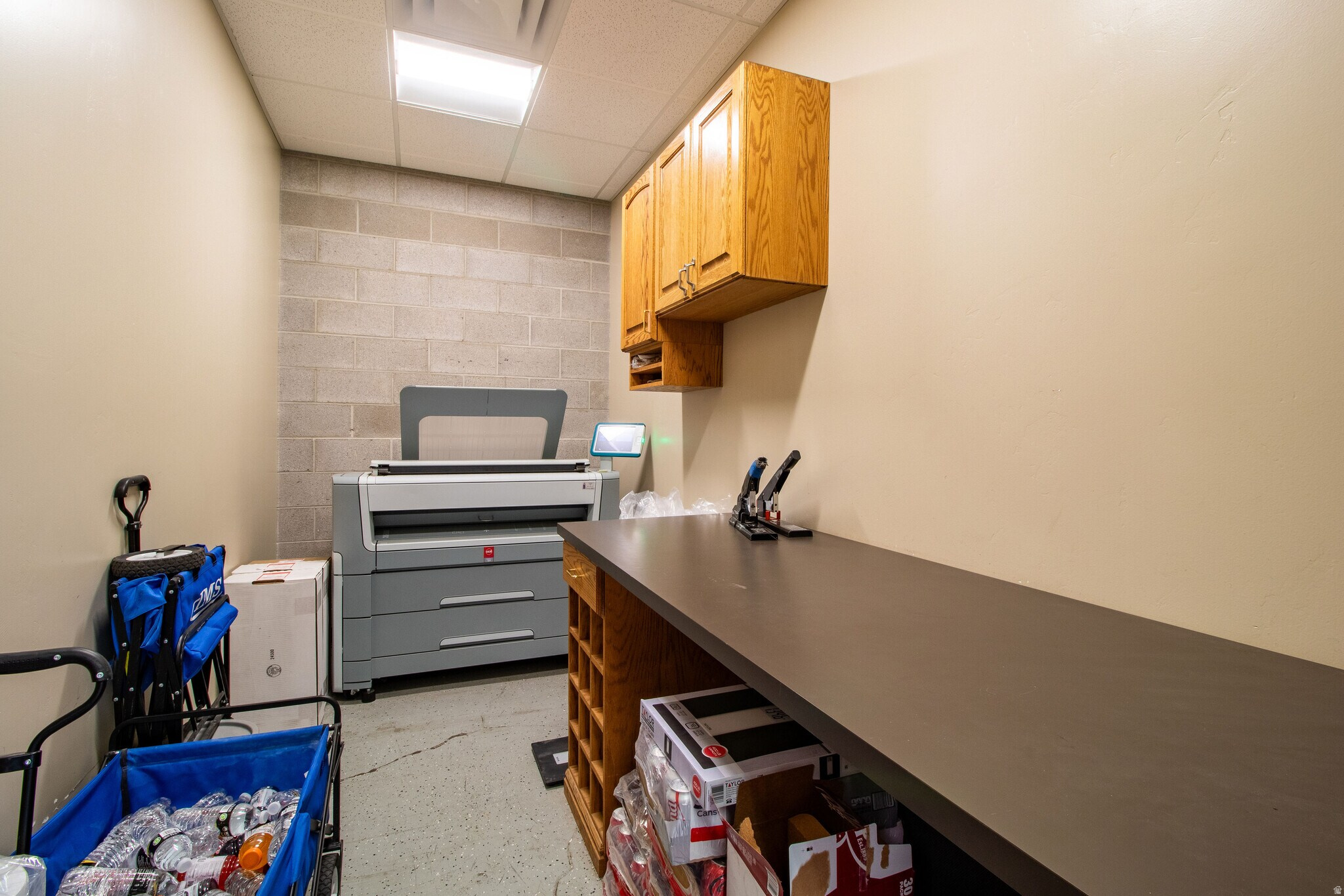 LINDON HARBOR INDUSTRIAL PARK - Commercial Lease