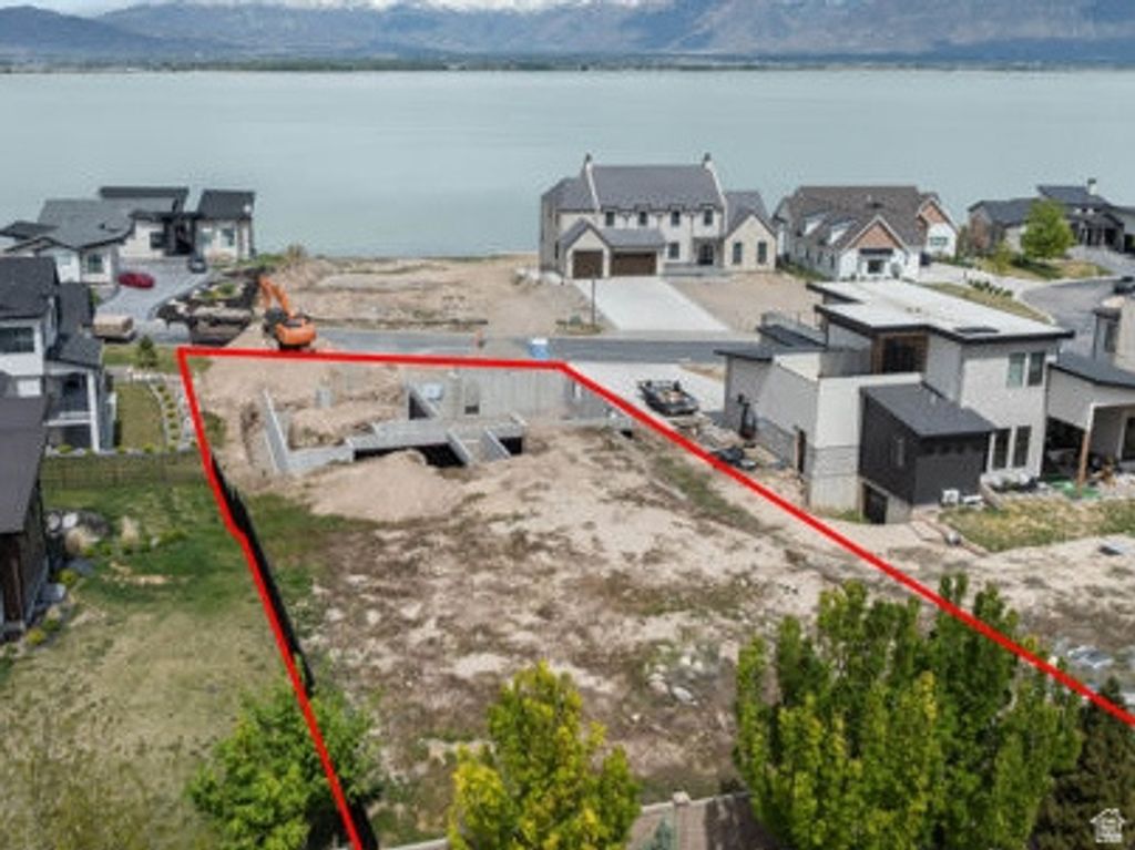 Photo of 1627 S WILTSHIRE LN #103, Saratoga Springs, UT 84045 (MLS # 2154742)
