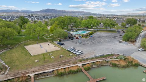 Tiny photo for 1627 S WILTSHIRE LN #103, Saratoga Springs, UT 84045 (MLS # 2154742)
