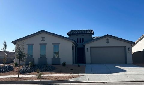 Photo of 1545 N DAYLIGHT ST #129, Washington, UT 84780 (MLS # 2141222)