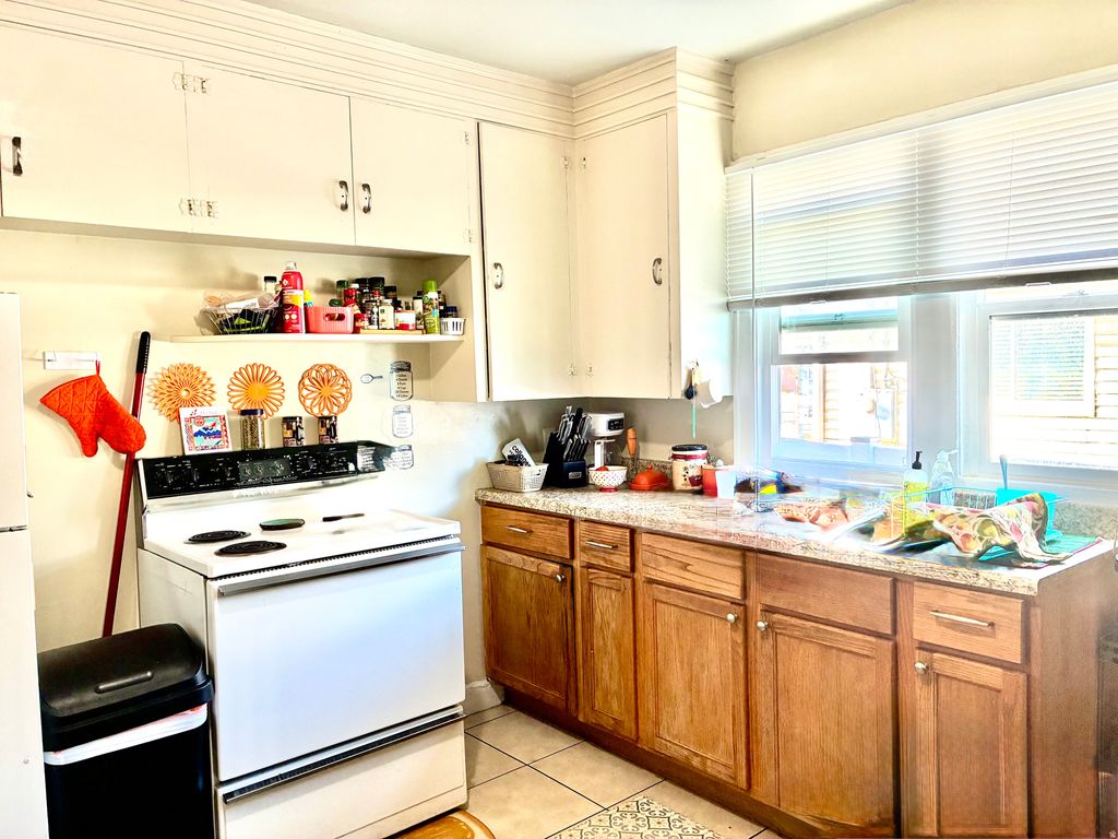 Photo of 316 E 35TH S, Ogden, UT 84401 (MLS # 2125904)