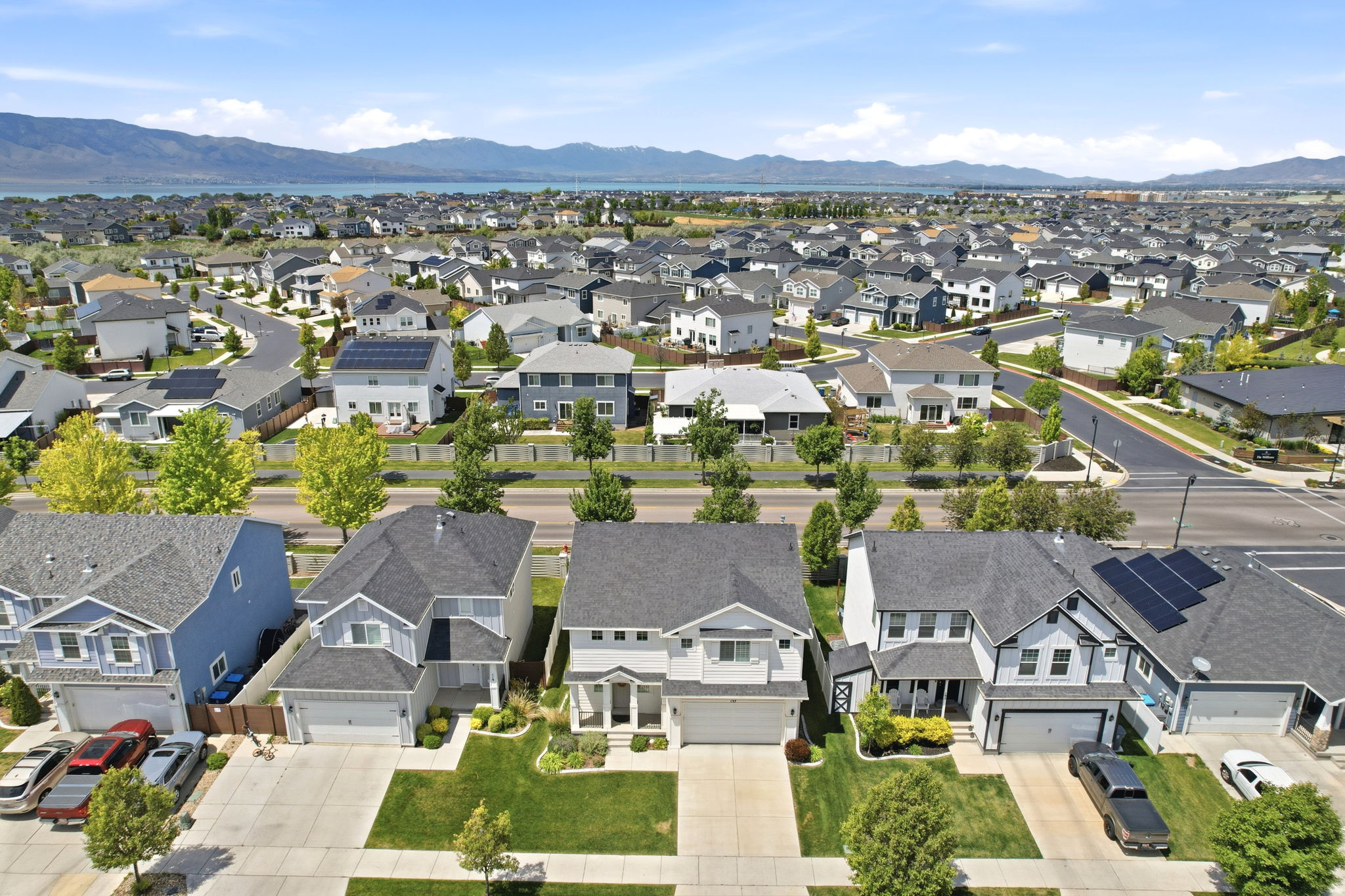 BRIDGEPORT - Residential