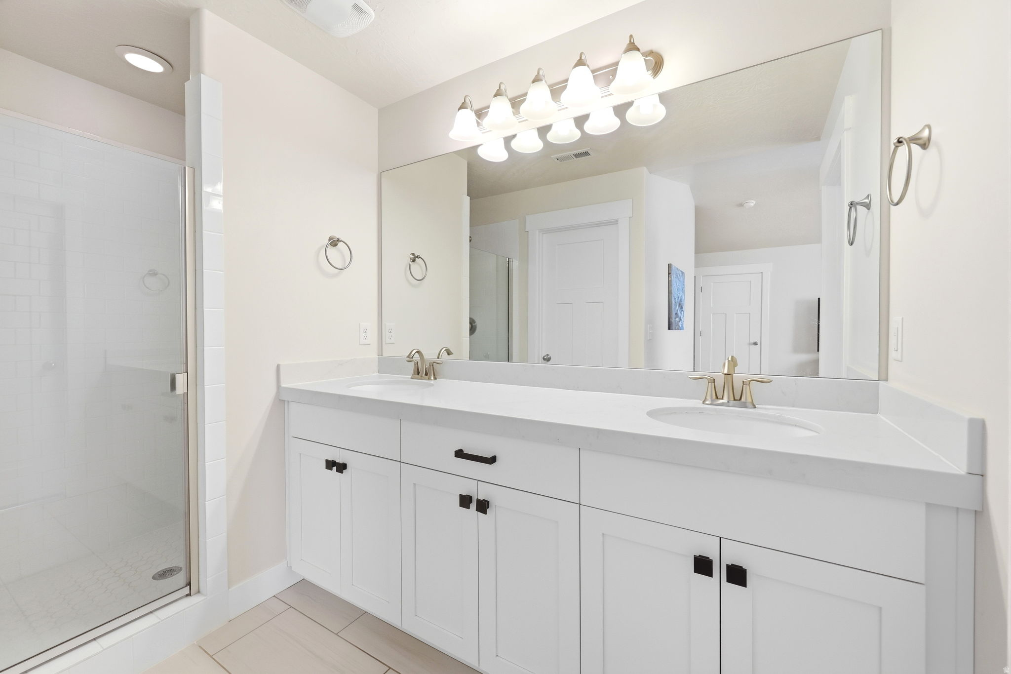 BRIDGEPORT - Residential