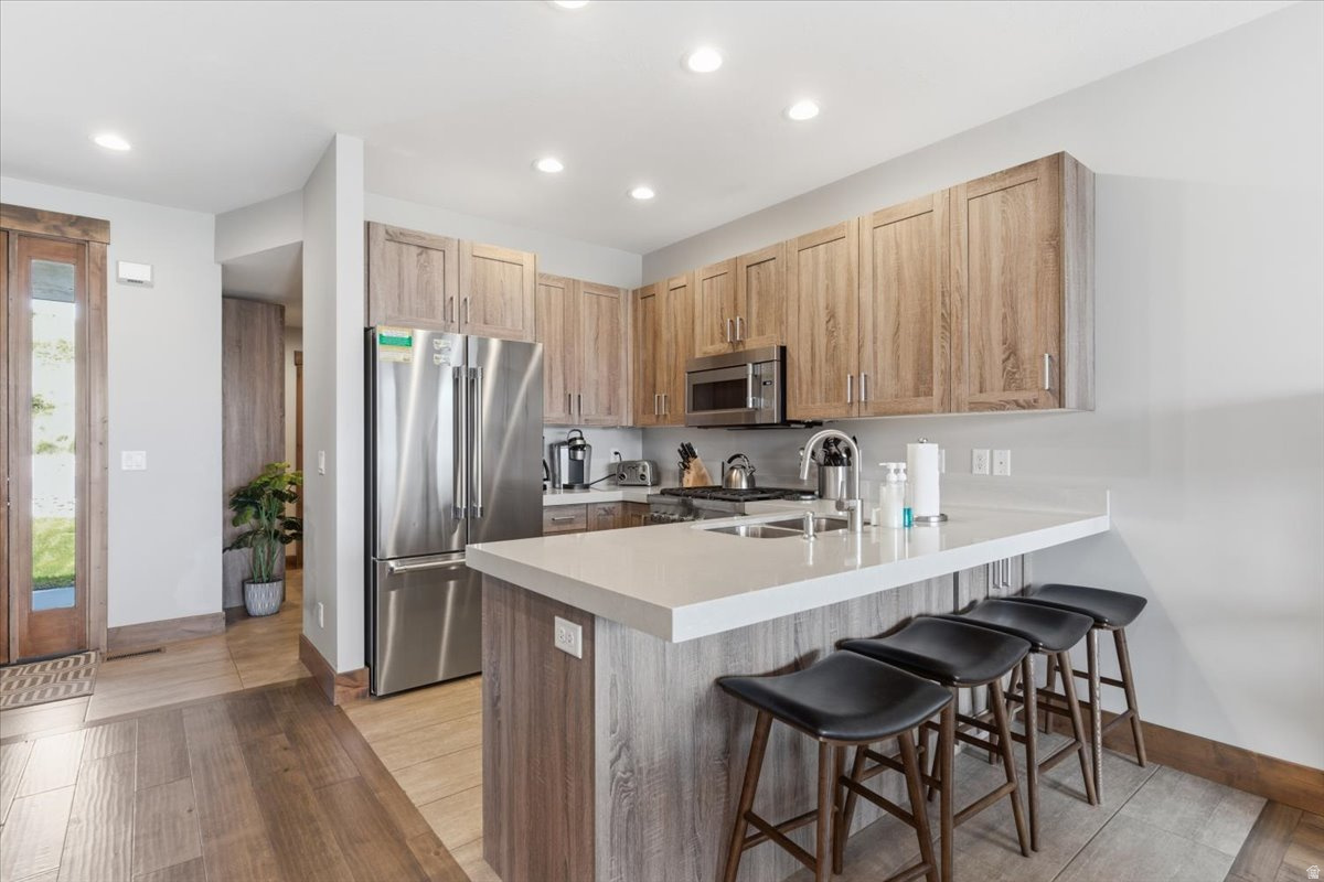THE RIDGE TOWNHOMES - Residential