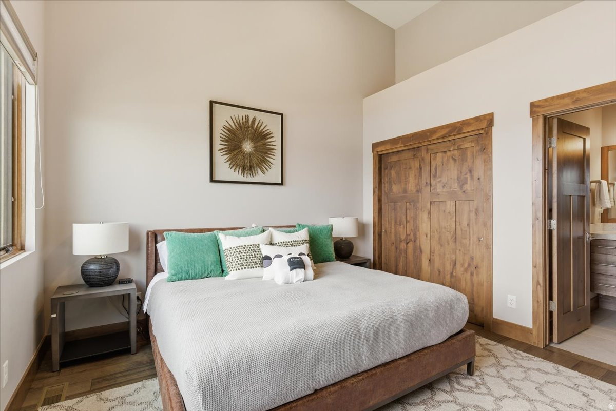 THE RIDGE TOWNHOMES - Residential
