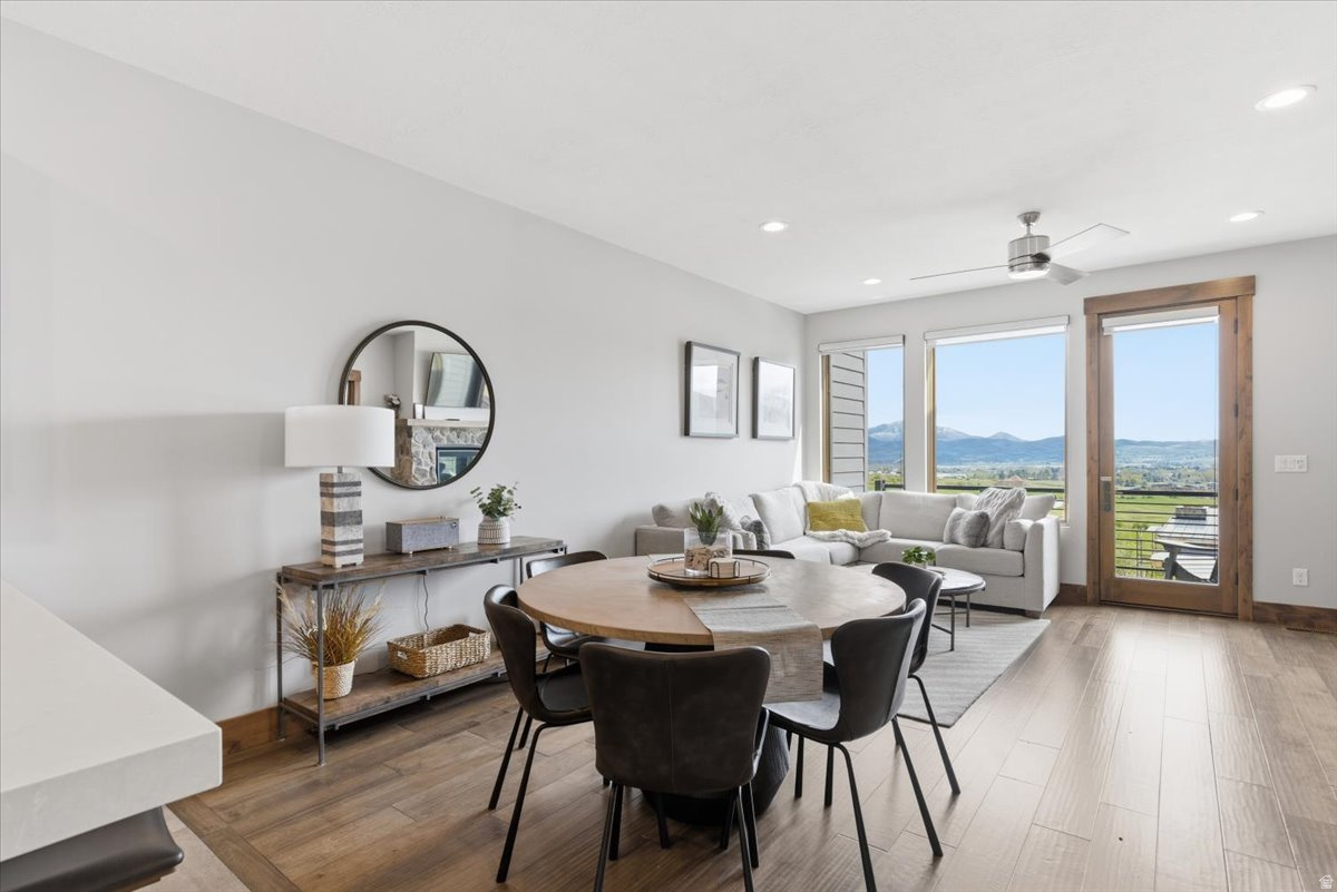 THE RIDGE TOWNHOMES - Residential