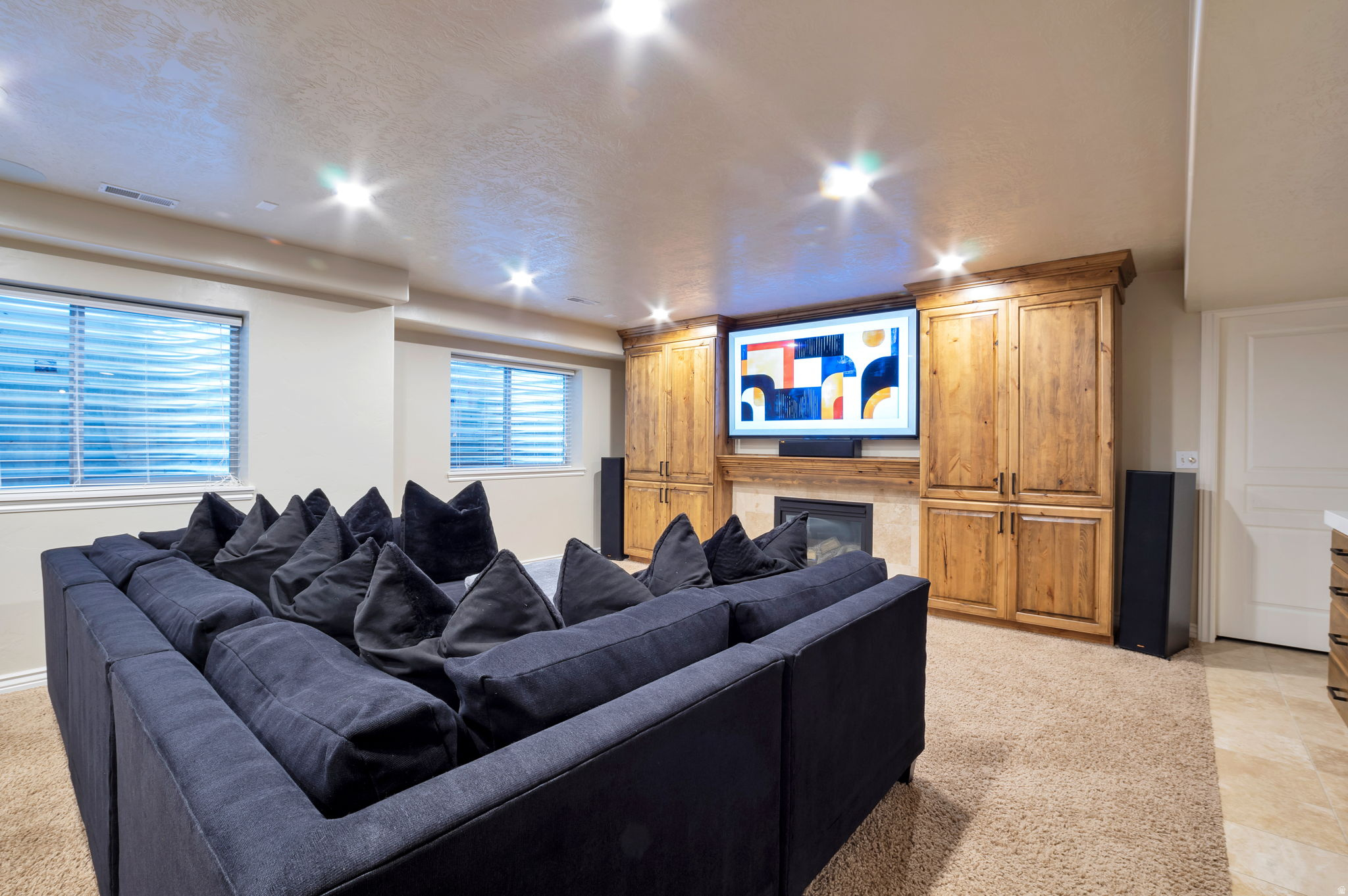EAGLEPOINTE ESTATES - Residential