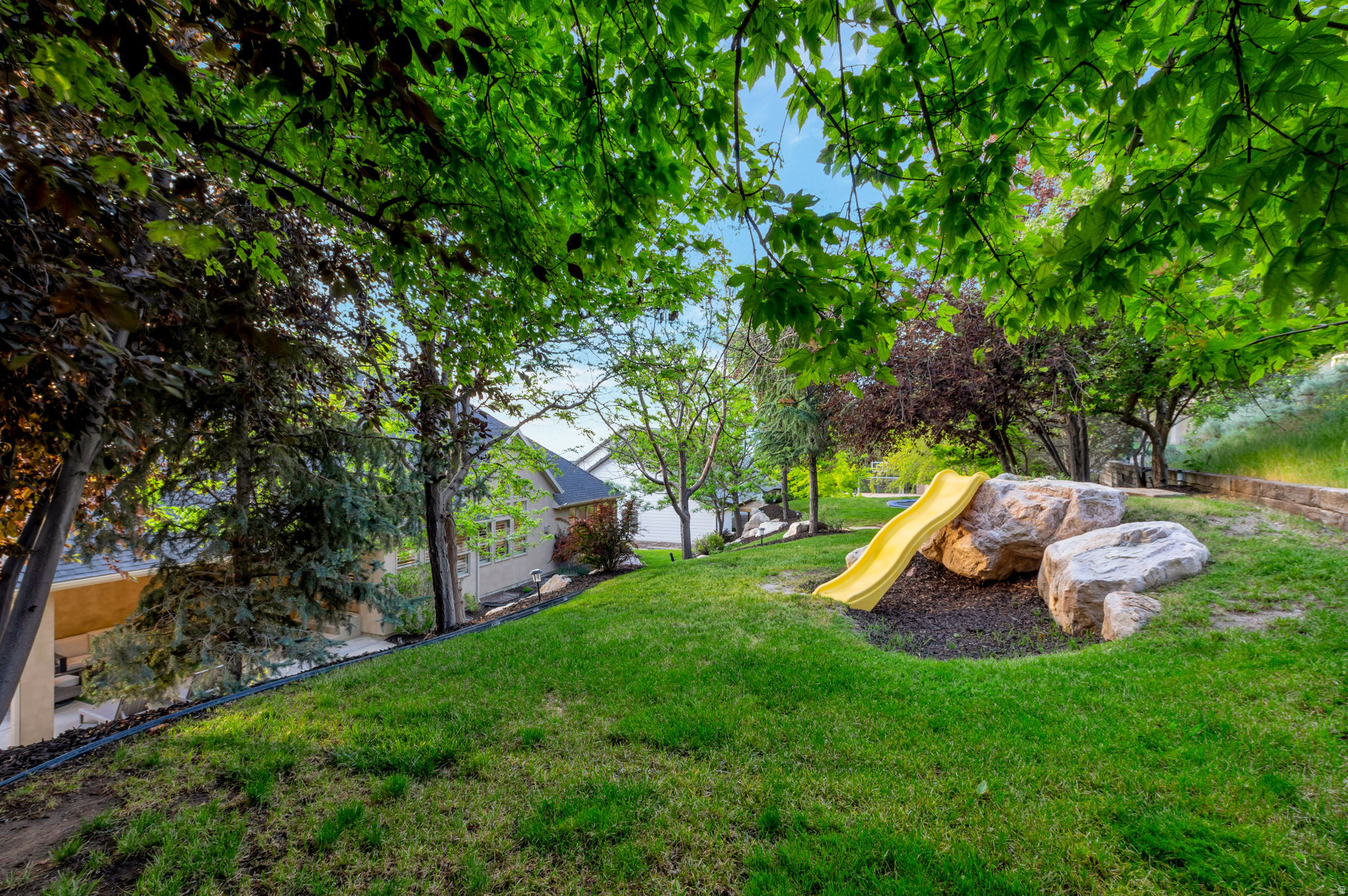EAGLEPOINTE ESTATES - Residential