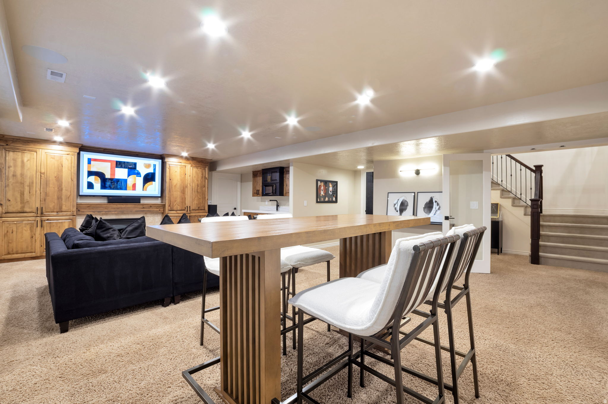 EAGLEPOINTE ESTATES - Residential