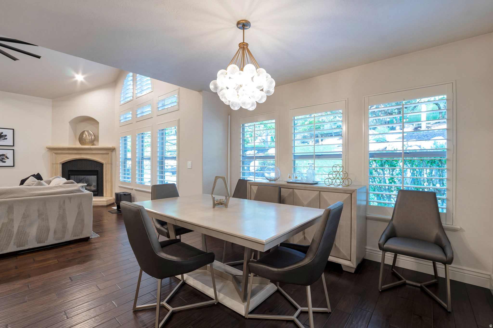 EAGLEPOINTE ESTATES - Residential