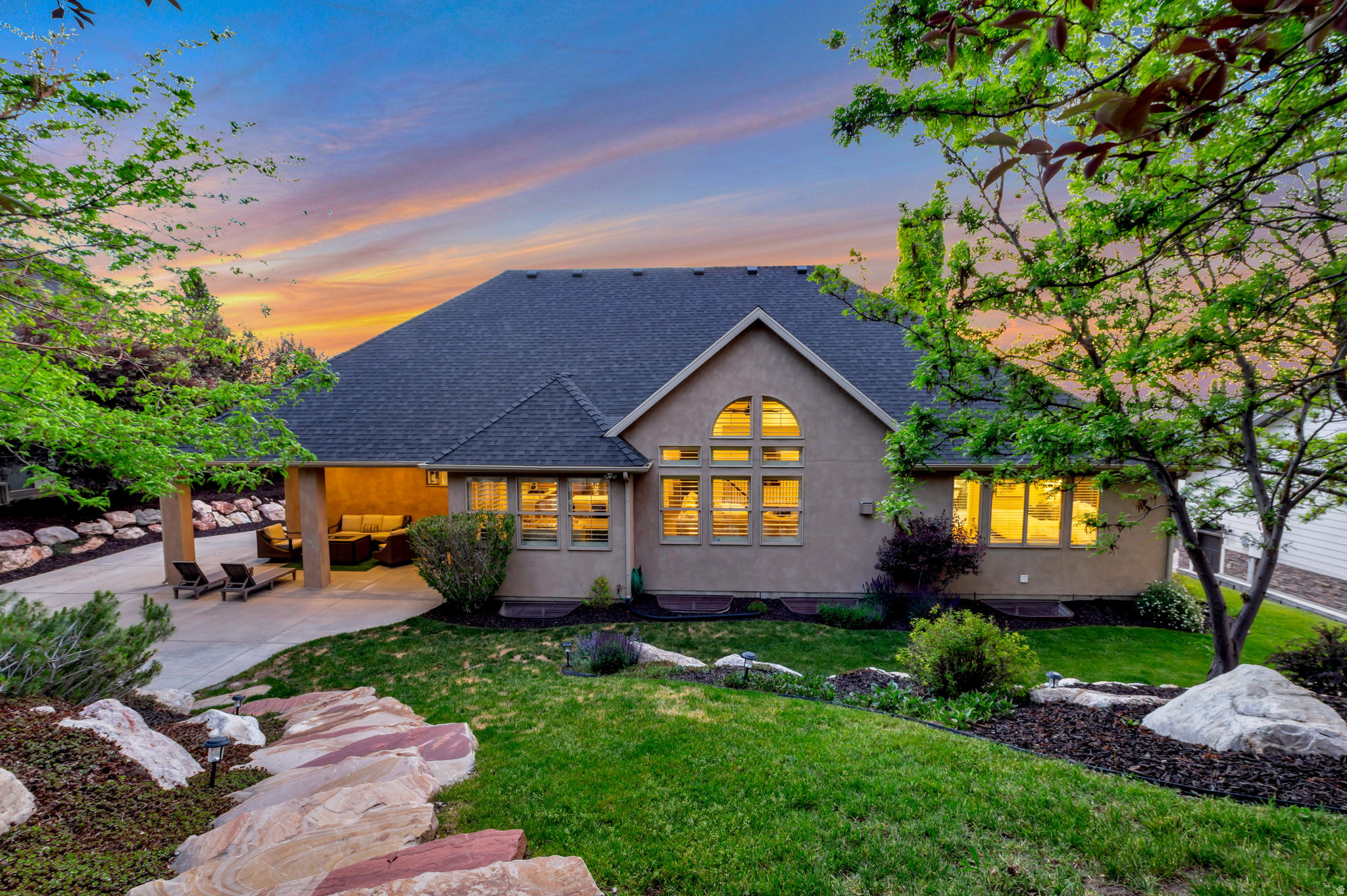 EAGLEPOINTE ESTATES - Residential
