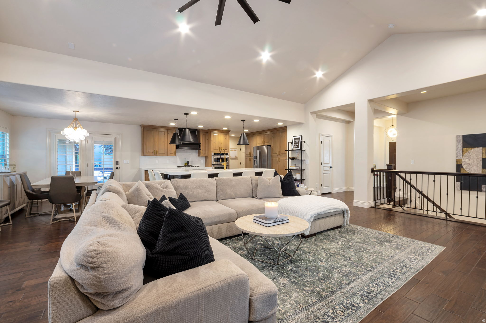 EAGLEPOINTE ESTATES - Residential