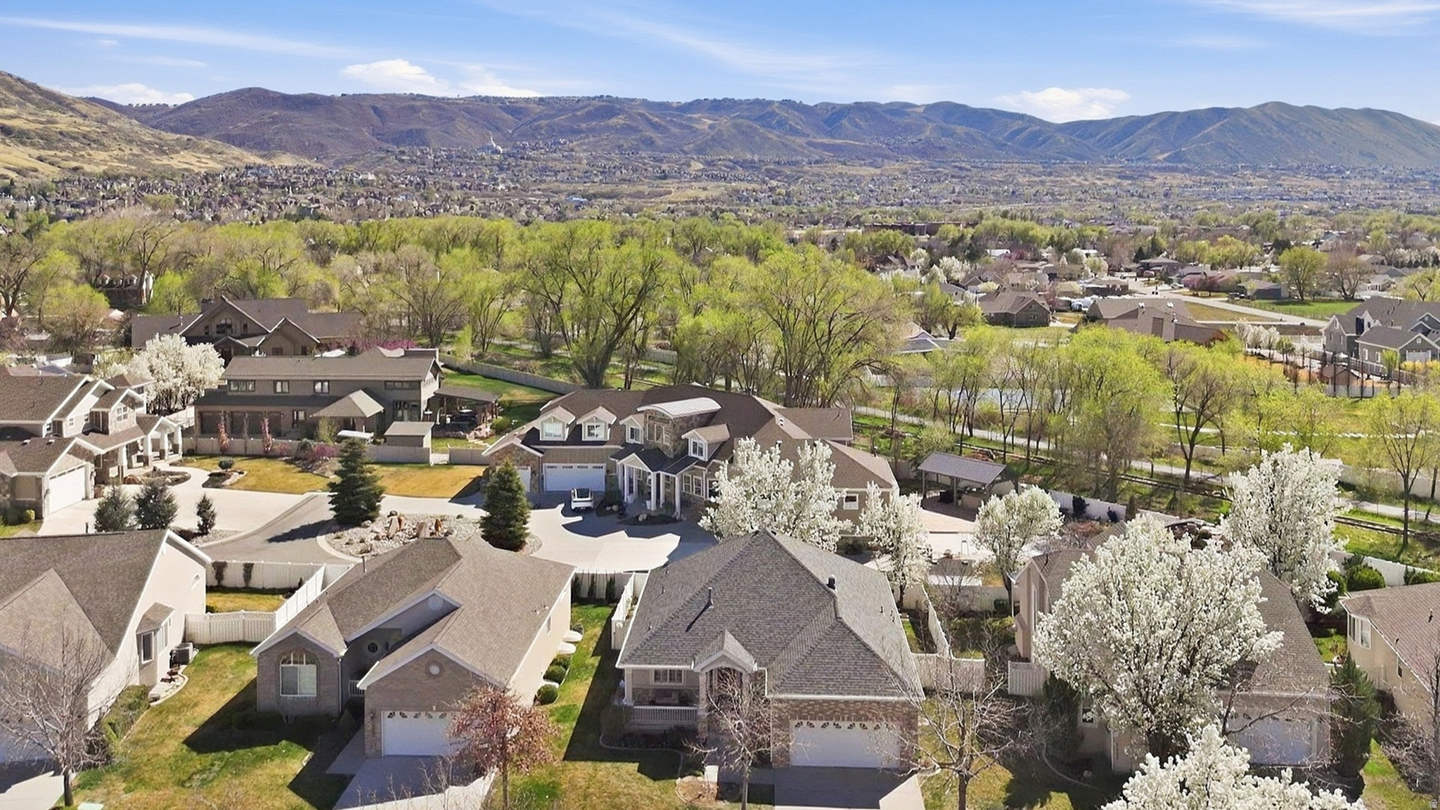 WILLOW BEND - Residential