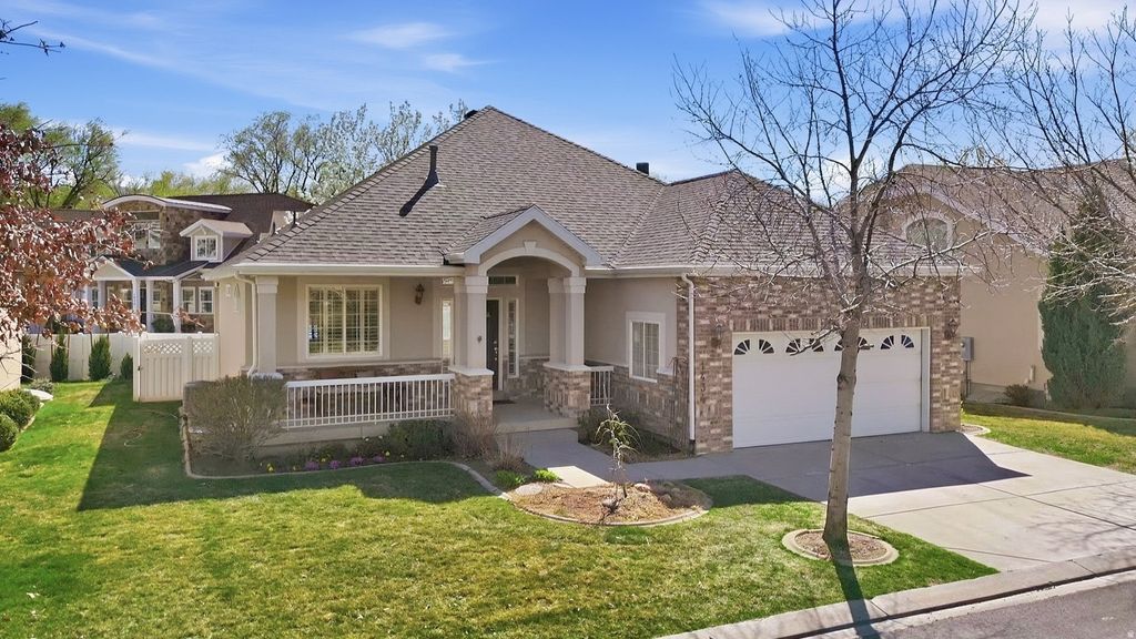 Photo of 1434 E BLACKSMITH LN S, Draper, UT 84020 (MLS # 2146211)