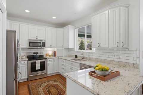 Tiny photo for 1434 E BLACKSMITH LN S, Draper, UT 84020 (MLS # 2146211)