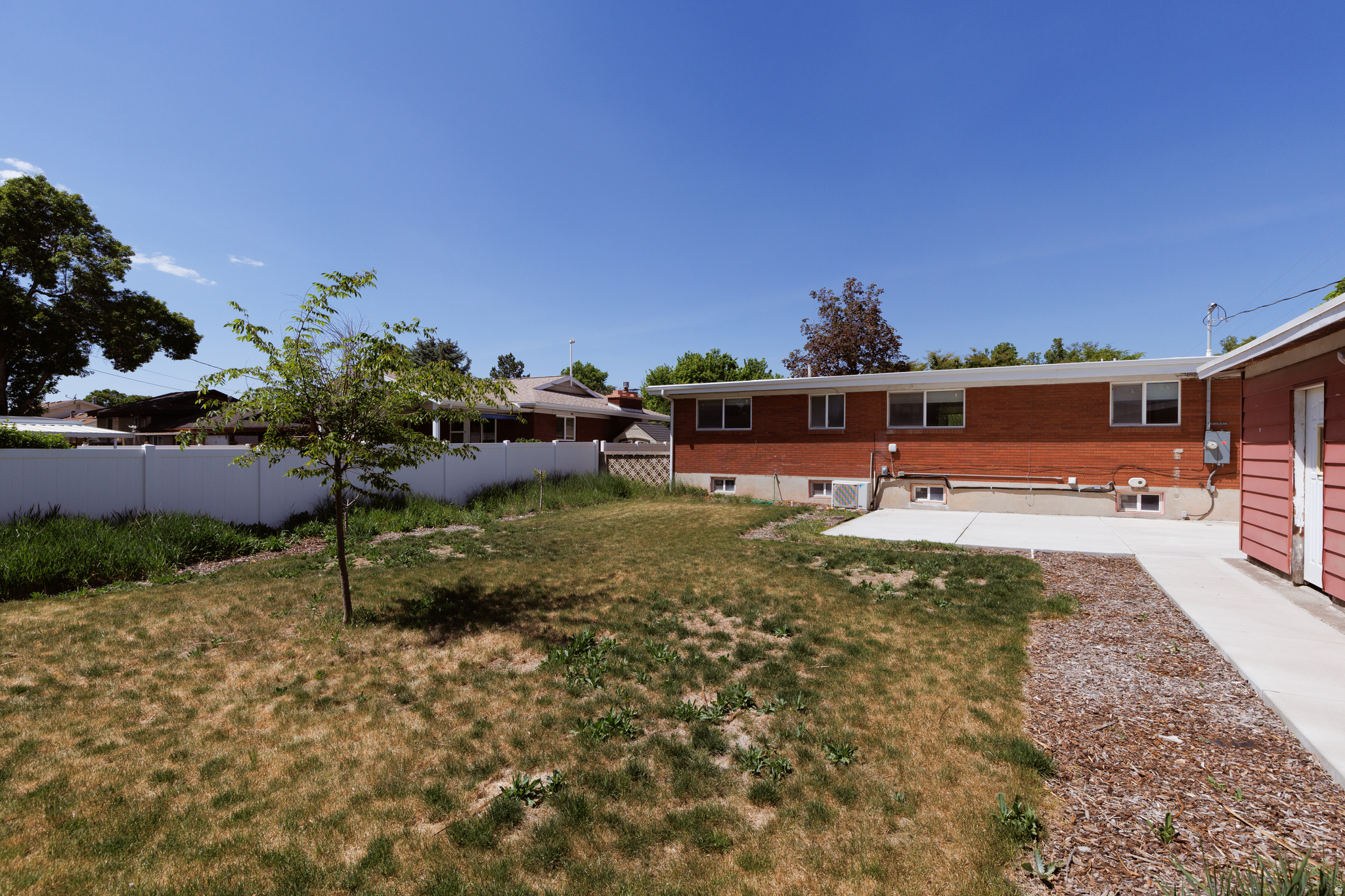 PARADISE PARK - Residential