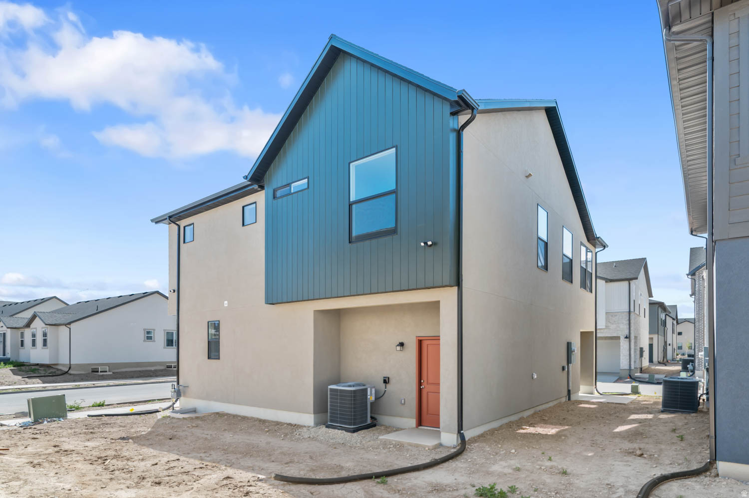 BROADVIEW SHORES COTTAGE 808 - Residential