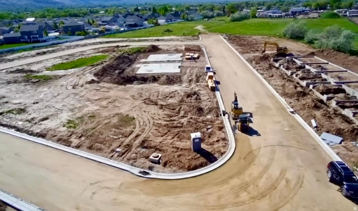 SUMMIT VIEW - Residential