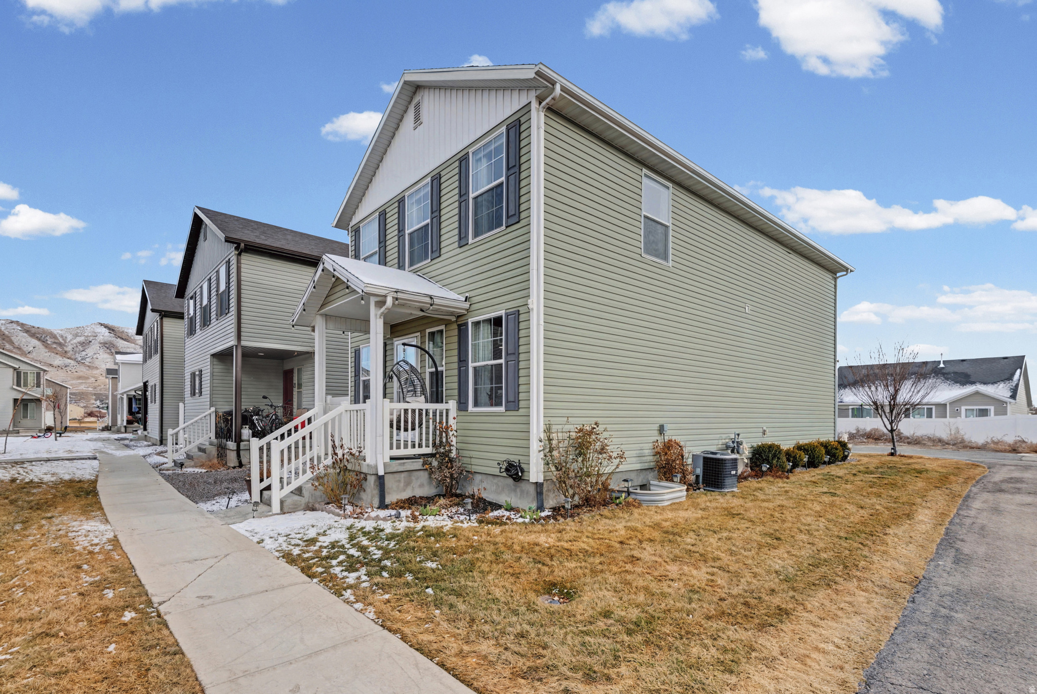 COLONIAL PARK - Residential