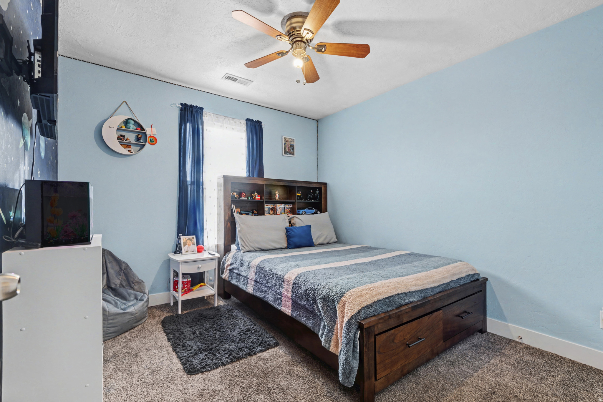 COLONIAL PARK - Residential