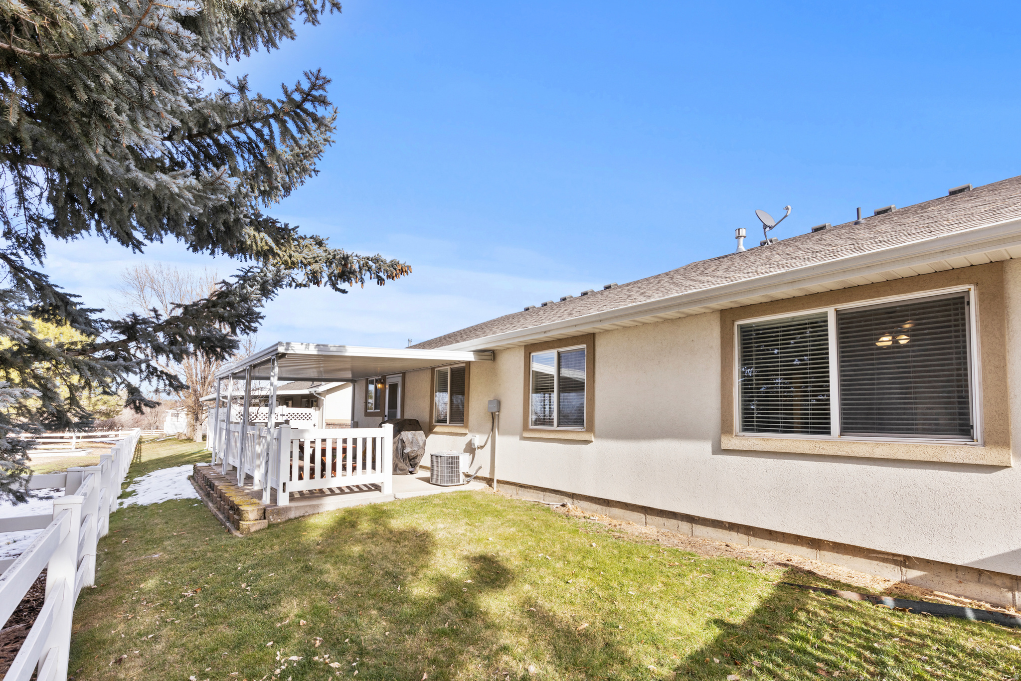 MOUNTAIN VIEW RETIREMENT COMMUNITY - Residential Income