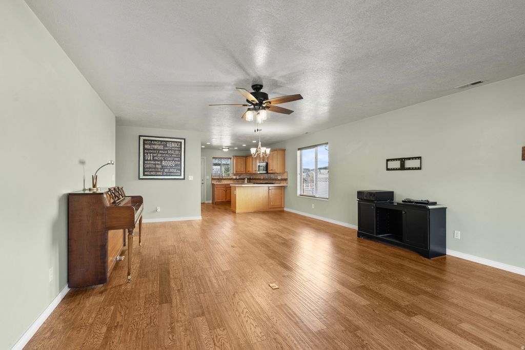 Photo of 275 N MOUNTAIN LN W, Providence, UT 84332 (MLS # 2135399)